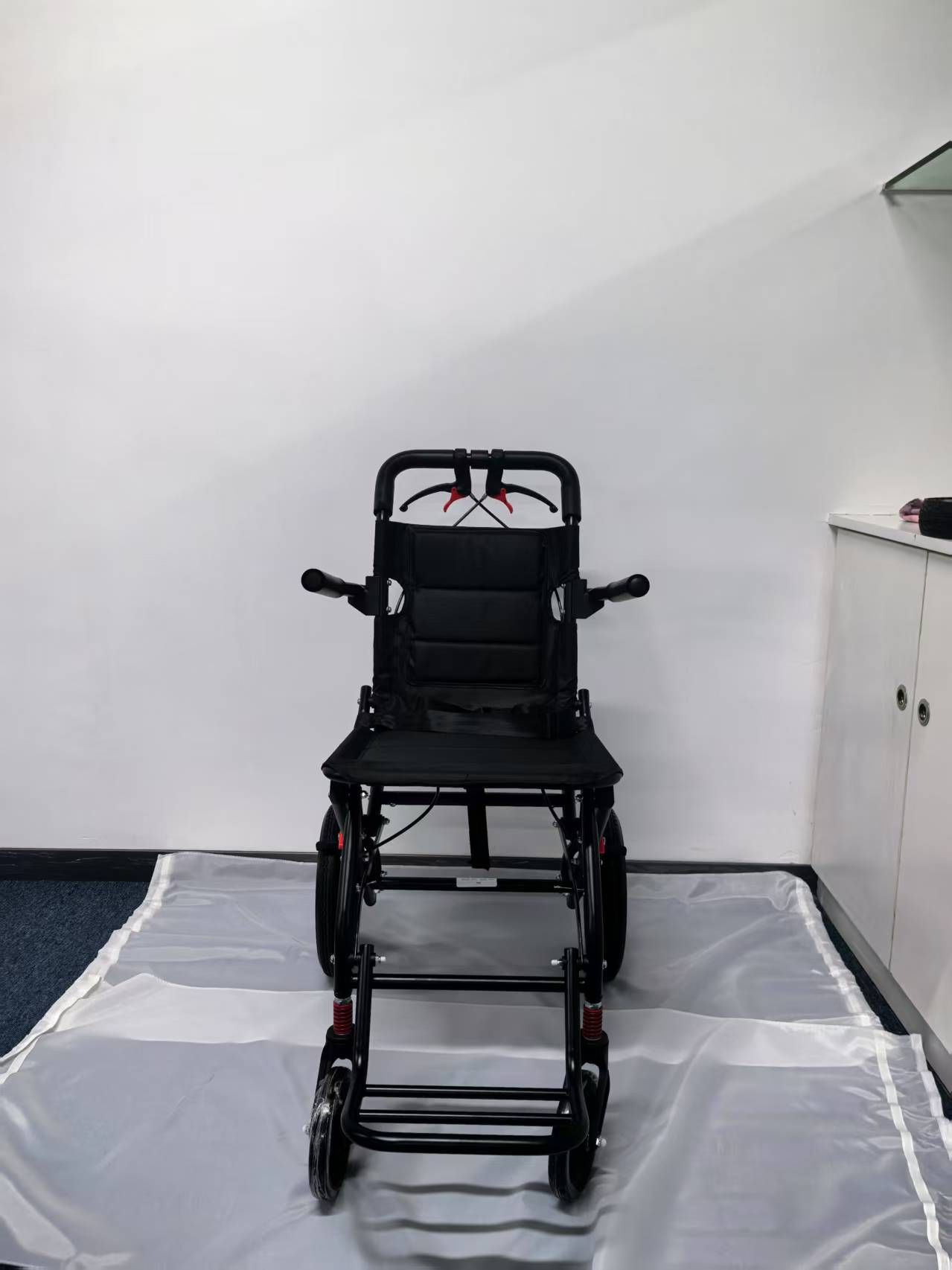 LIghtweight foldable aircraft wheel Chair