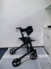 Steel  Frame Adult Elderly Walking Aid Folding Walker Rollator