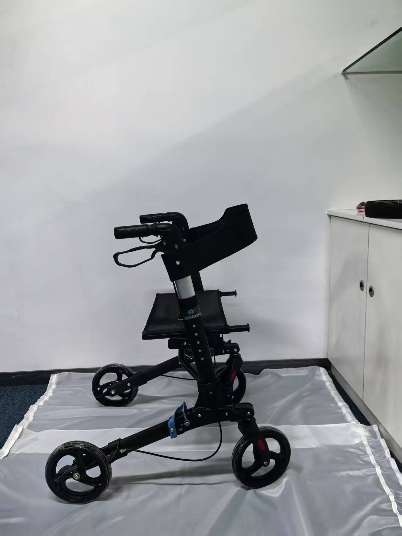 4 Wheel Rollator Walker With Seat, Rolling Walker, Height Adjustable,