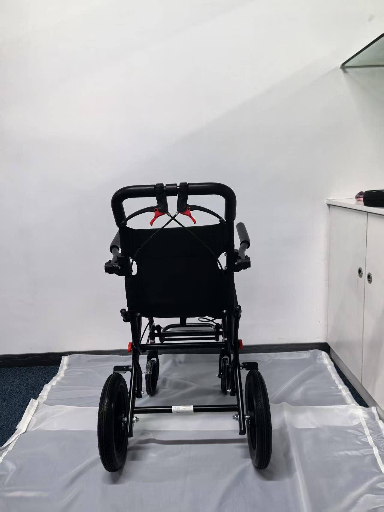 LIghtweight foldable aircraft wheel Chair
